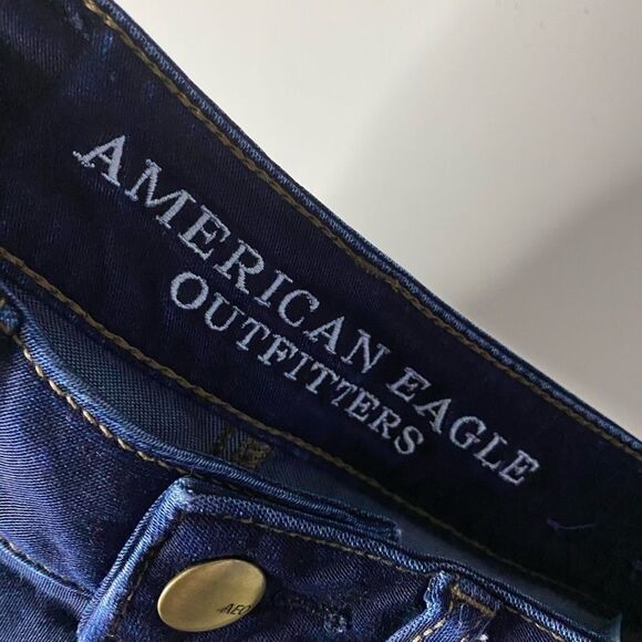 American Eagle Dark Wash Hi-rise Shortie Size 0 - Picture 6 of 9